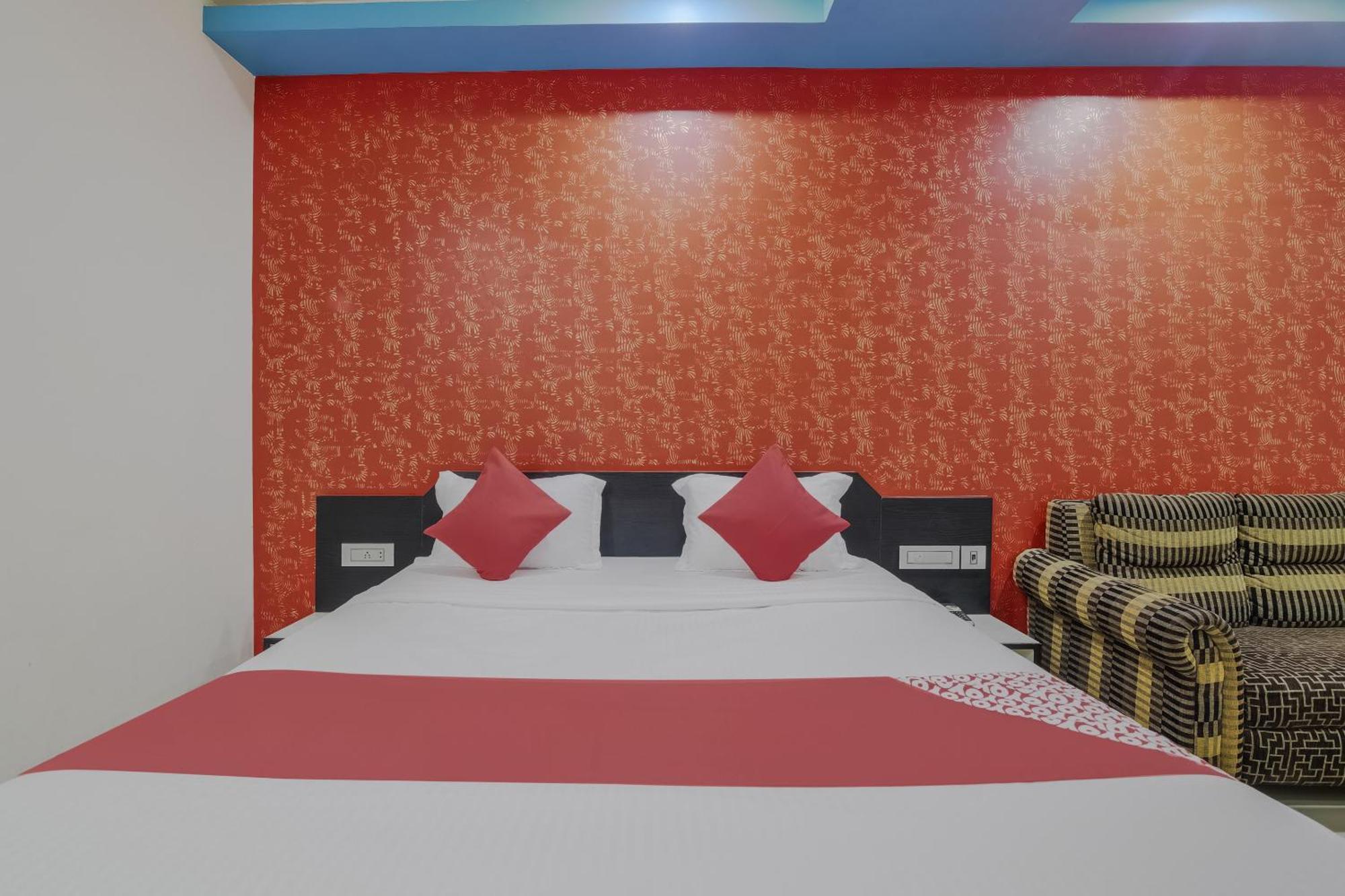 Super Collection O Ms9 Guest Inn Kurnool Bagian luar foto